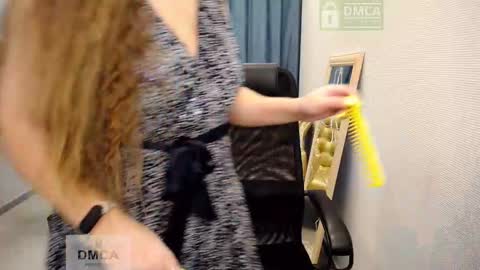 Susanna online show from December 2025 06:43:01 AM