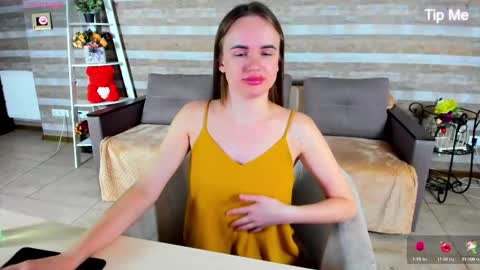 susansmitt online show from October 2025 10:07:02 PM