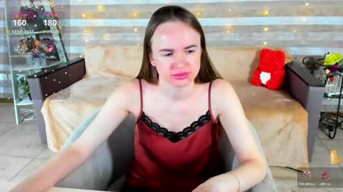 susansmitt online show from April 2026 06:56:02 PM