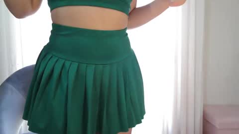 Snapshot of susiesunny chatting on April 2026 10:35:02 AM susana online show from April 2026 10:35:02 AM