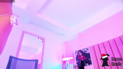 Sussan Nicole  online show from December 2024 02:46:02 PM