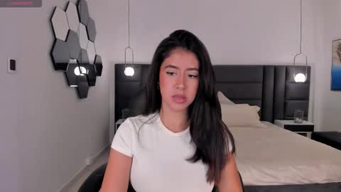 Sussan online show from October 2025 10:03:02 AM