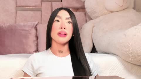 Sussie Tompsom online show from March 2026 05:12:02 PM