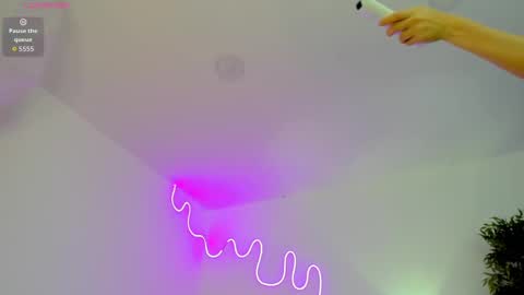 Snapshot of susyrosse chatting on September 2025 08:42:01 PM S U S Y online show from September 2025 08:42:01 PM