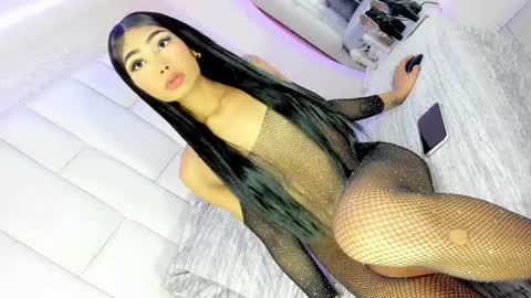 suxansexyhott online show from December 2024 08:43:02 PM