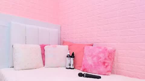 suzan_30 online show from June 2026 08:31:02 PM