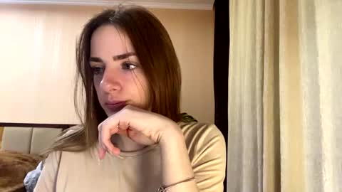 Snapshot of suzannetigerino chatting on July 2026 07:09:02 AM Emila online show from July 2026 07:09:02 AM