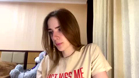 Snapshot of suzannetigerino chatting on July 2026 07:23:02 AM Emila online show from July 2026 07:23:02 AM