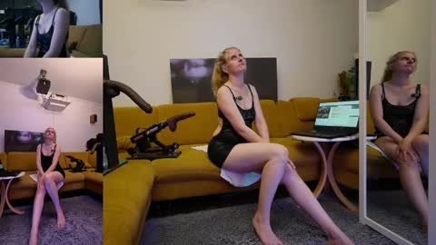 Snapshot of suzannexxxxxx chatting on May 2026 09:11:02 PM suzannexxxxxx online show from May 2026 09:11:02 PM