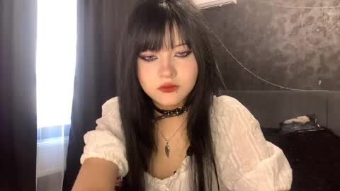 EmilySuonn online show from April 2026 05:57:01 AM