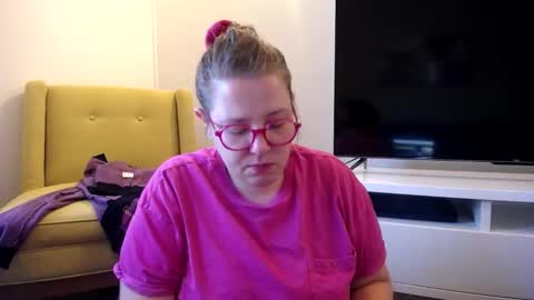 suzie stardust online show from March 2026 06:53:02 AM