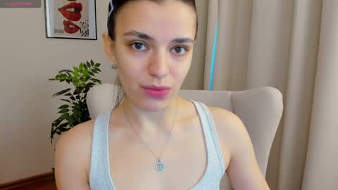 Suzy  next stream  Thursday Friday Saturday online show from February 2025 02:51:02 AM