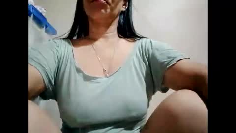 suzzie_hot online show from December 2024 09:45:02 AM