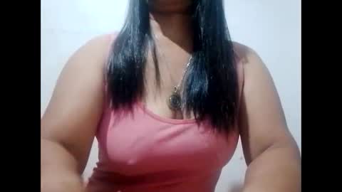 suzzie_hot online show from January 2025 10:35:01 PM