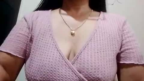 suzzie_hot online show from February 2026 08:51:01 AM