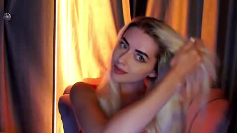 Snapshot of sweeet_angelll chatting on July 2026 09:50:02 PM sweeet angelll online show from July 2026 09:50:02 PM