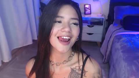 Snapshot of sweeetkittyy22 chatting on September 2025 05:01:02 AM sweeetkittyy22 online show from September 2025 05:01:02 AM
