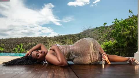 Snapshot of sweer_oshun chatting on December 2024 02:52:02 PM Evangeline online show from December 2024 02:52:02 PM