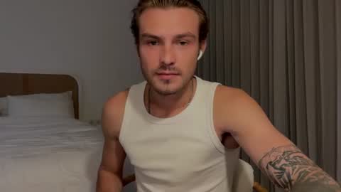 Snapshot of sweet19sammy chatting on June 2026 06:30:01 PM Sammy online show from June 2026 06:30:01 PM
