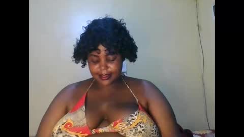 Snapshot of sweet52537 chatting on January 2025 10:51:02 PM sweet52537 online show from January 2025 10:51:02 PM