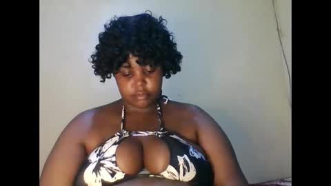 Snapshot of sweet52537 chatting on January 2025 09:55:02 PM sweet52537 online show from January 2025 09:55:02 PM