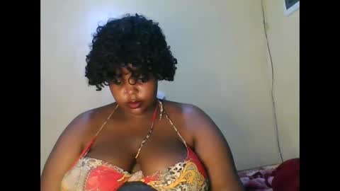 Snapshot of sweet52537 chatting on January 2025 07:04:02 PM sweet52537 online show from January 2025 07:04:02 PM