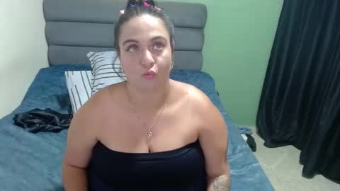 Nikol online show from February 2025 07:17:01 PM