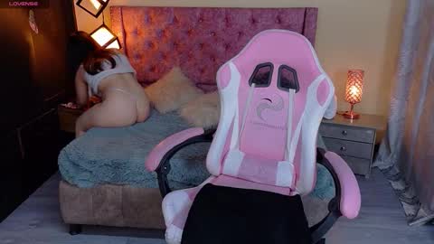 Snapshot of sweet__thang chatting on October 2025 05:26:02 AM sweet__thang online show from October 2025 05:26:02 AM