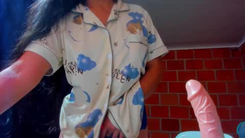 sweet and hot alaia online show from February 2026 07:25:02 AM