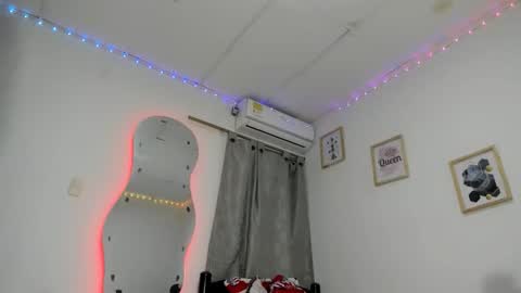 sweet_angelicaxxx online show from November 2025 04:01:02 AM