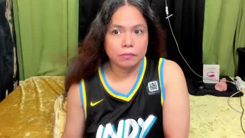 izza  izzasweet online show from May 2026 11:56:01 PM