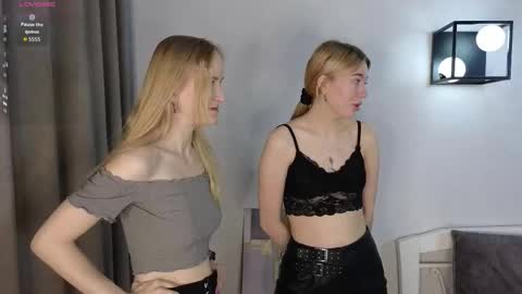 My name is Margo Please Thumbs up me   online show from March 2026 03:11:02 AM