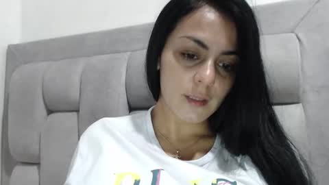 Snapshot of sweet_bunnyxx chatting on September 2025 01:49:01 PM dulce online show from September 2025 01:49:01 PM