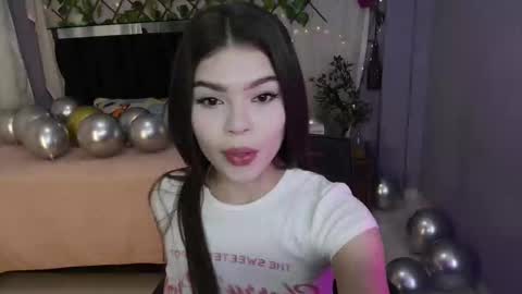 Snapshot of sweet_c4ndy chatting on September 2025 04:09:05 PM Candy online show from September 2025 04:09:05 PM