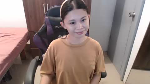 sweet_cassyxx online show from February 2026 12:25:01 PM