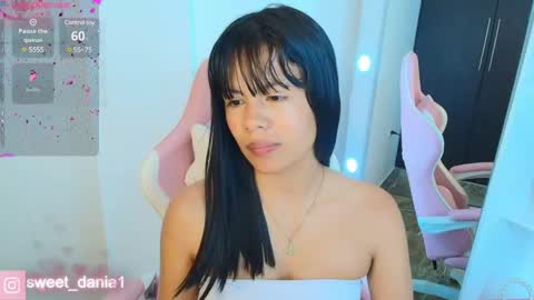 Snapshot of sweet_dania_ chatting on March 2025 03:44:01 AM sweet_dania_ online show from March 2025 03:44:01 AM
