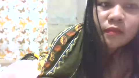 sweet_eddine online show from October 2025 01:23:04 PM