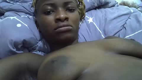 Snapshot of sweet_eldah chatting on September 2025 04:29:01 PM Sweet eldah online show from September 2025 04:29:01 PM