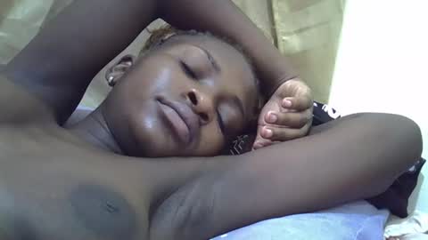 Snapshot of sweet_eldah chatting on September 2025 05:51:02 AM Sweet eldah online show from September 2025 05:51:02 AM