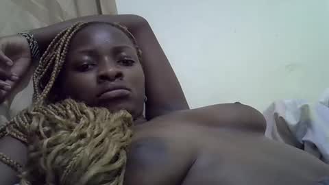 Snapshot of sweet_eldah chatting on September 2025 03:22:02 PM Sweet eldah online show from September 2025 03:22:02 PM