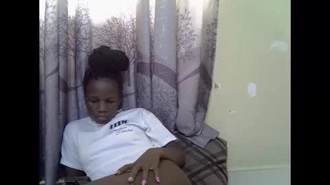 Snapshot of sweet_elisa001 chatting on May 2026 09:15:02 AM Edah online show from May 2026 09:15:02 AM