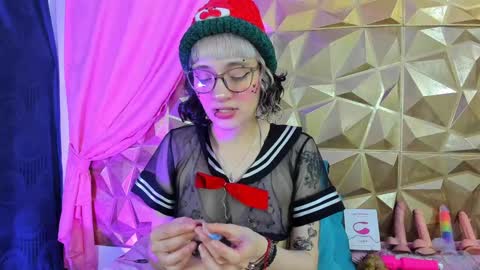  emmili  online show from December 2024 12:22:02 PM