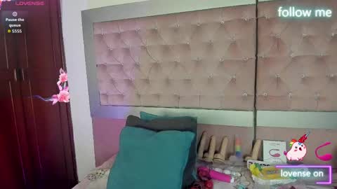  emmili  online show from April 2026 12:34:02 PM