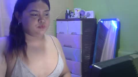 sweet_frex123 online show from February 2025 09:08:01 AM