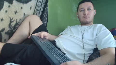 sweet_guy36 online show from September 2025 04:53:02 PM