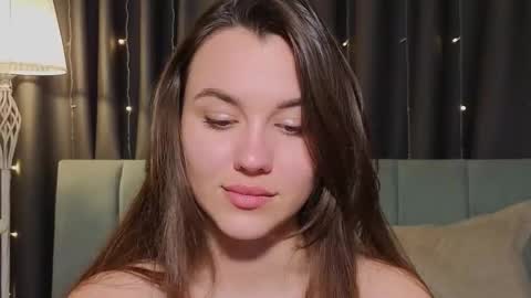 Snapshot of sweet_haeven chatting on May 2026 09:42:01 PM Im Mia.LOVELY PATTERNS 100 120 160 200 my toy buzzes from 2 tip online show from May 2026 09:42:01 PM