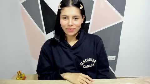 Hanna online show from October 2025 04:32:01 AM