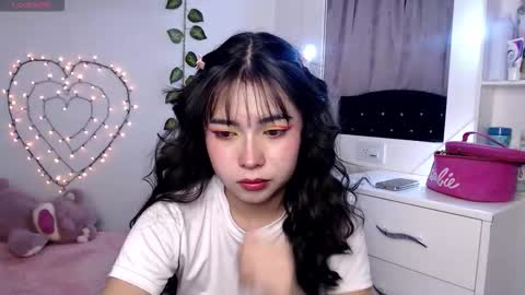 Snapshot of sweet_hannaah chatting on February 2026 10:33:01 AM Hannah online show from February 2026 10:33:01 AM