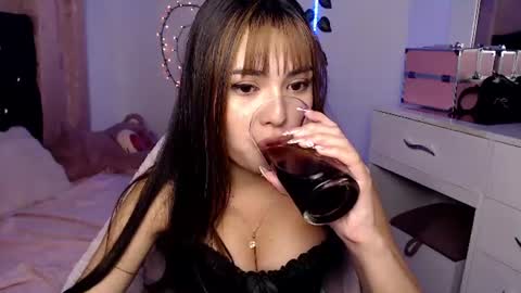 Snapshot of sweet_hannaah chatting on July 2026 03:00:02 AM Hannah online show from July 2026 03:00:02 AM