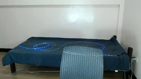 sophia daisy  online show from February 2025 01:37:01 AM